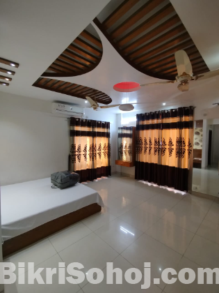 Luxurious 4-Bedroom Apartment Rent in Bashundhara R/A